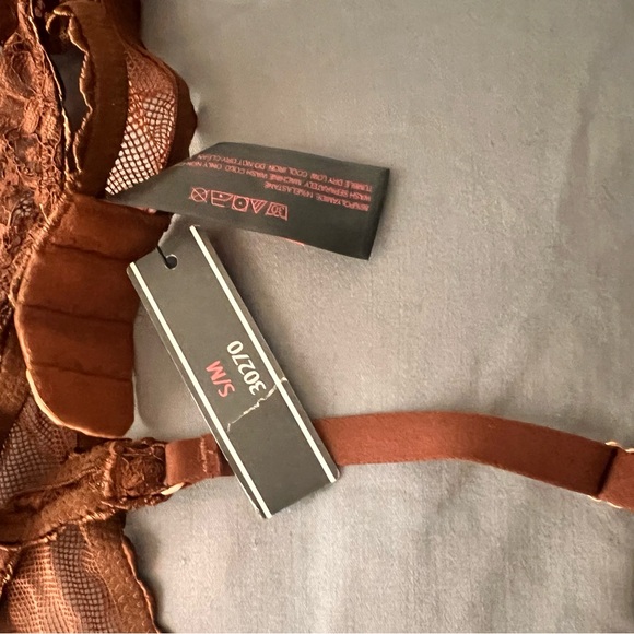 NWT Vera Garter Belt small/medium - Picture 8 of 10